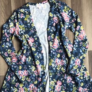 XS Sweater material Lularoe Sarah Cardigan NWT